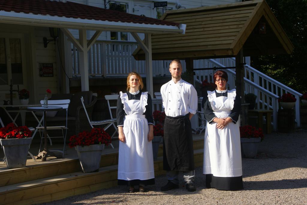 Paulsens Hotel Lyngdal Buitenkant foto